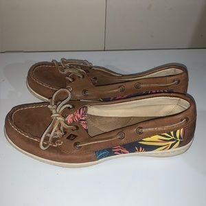 Sperry boat shoes. Leather. Brown and flowers on the side. Size 8.